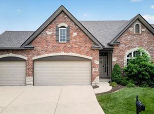 522 Sgt Pepper Dr, Saint Peters, MO 63376