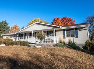 5216 W 113th St, Bloomington, MN 55437