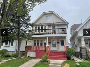 1569 S 57th St, West Allis, WI 53214