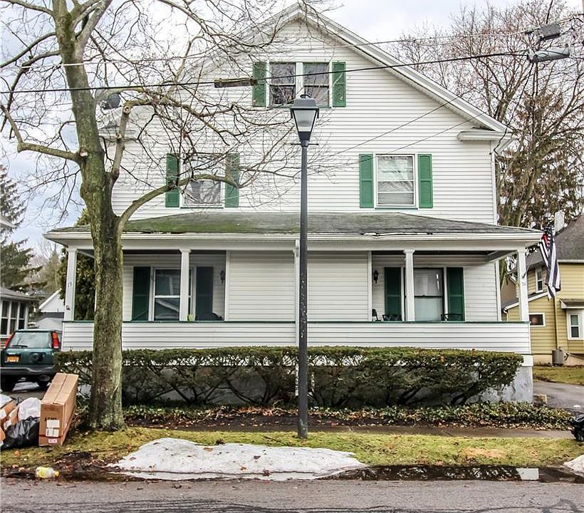 2nd image of 21 Clinton Pl