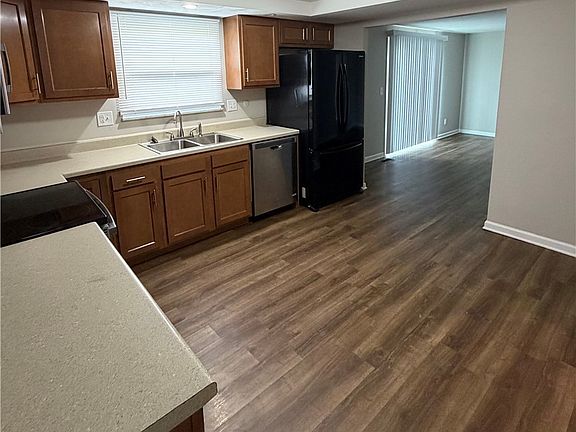5th image of 4541 Penhurst Pl