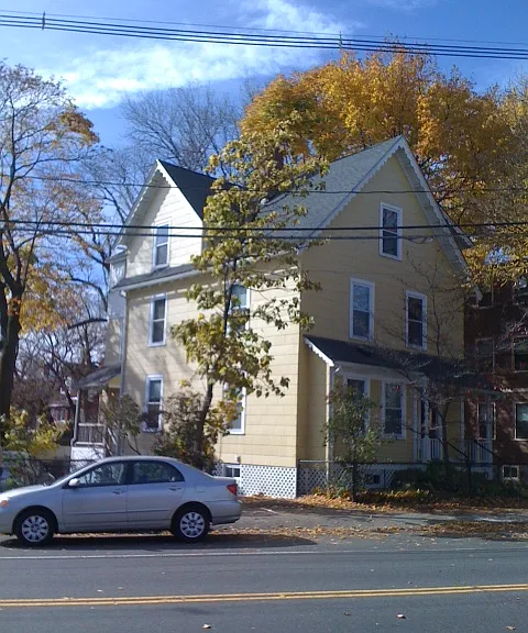 186 Holland St #3 — Photo 1