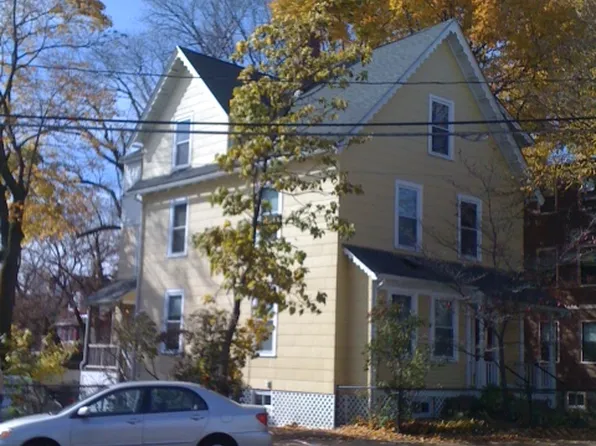 186 Holland St #3, Somerville, MA 02144