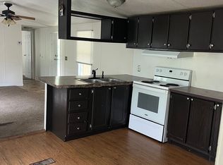 40 Honey Bee Ln, Huntington, WV 25704
