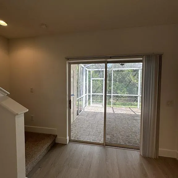15752 Fishhawk Falls Dr — Photo 10