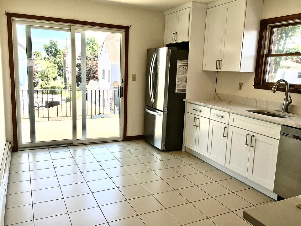 1st image of 51 Borcher Ave #2