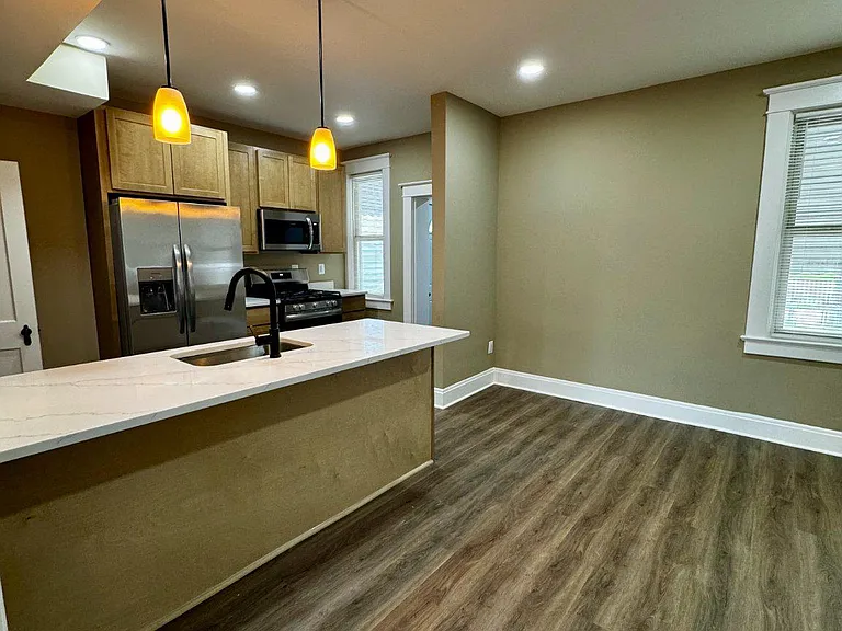 2613 Chesterfield Ave — Photo 5