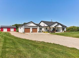 9445 Webster Rd, Freeland, MI 48623