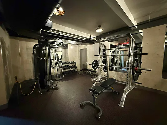 Rented by ERNY LLC | media 42