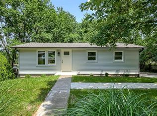 8615 N Main St, Kansas City, MO 64155