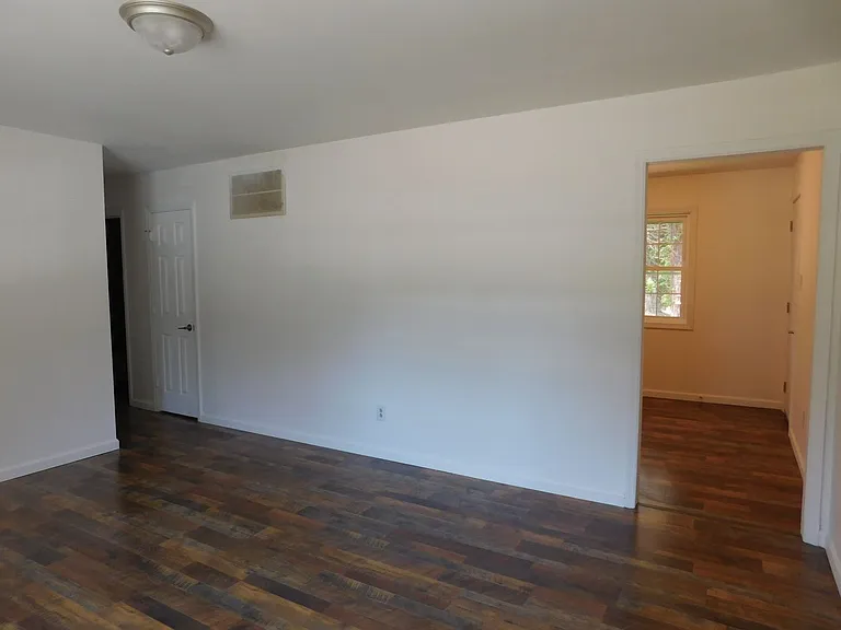 4004 Brandywine Dr — Photo 5