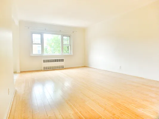 Rented by MAC Realty NY | media 2