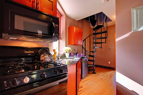 Rented by MetroNest | media 35