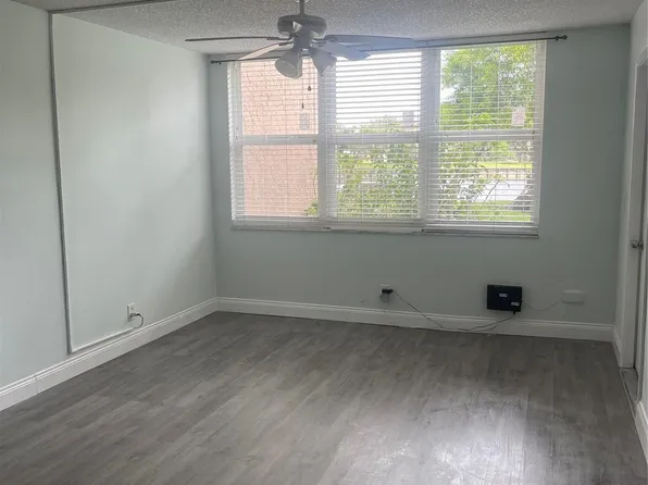 9441 Live Oak Pl APT 107, Davie, FL 33324