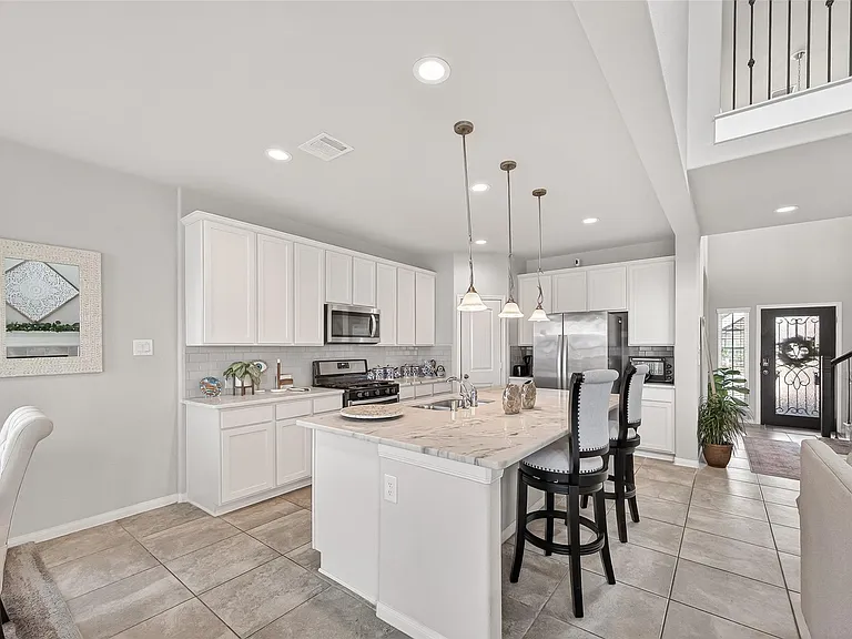 3723 Lake Varano Cir — Photo 12