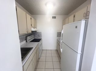 1126 Sw 3rd Street (Irene Mederos- Do Not Send Anyone Without Owner Approval) - 110-4, Miami, FL 33130