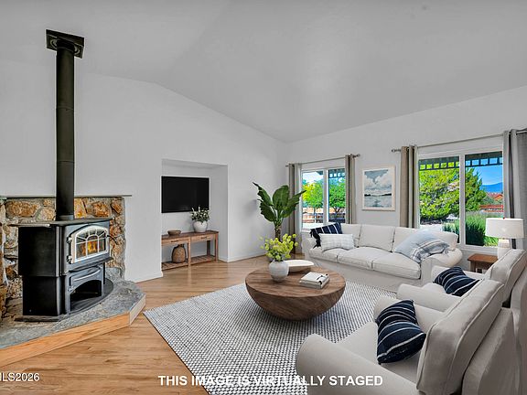 4th image of 1321 Tamzy Ct