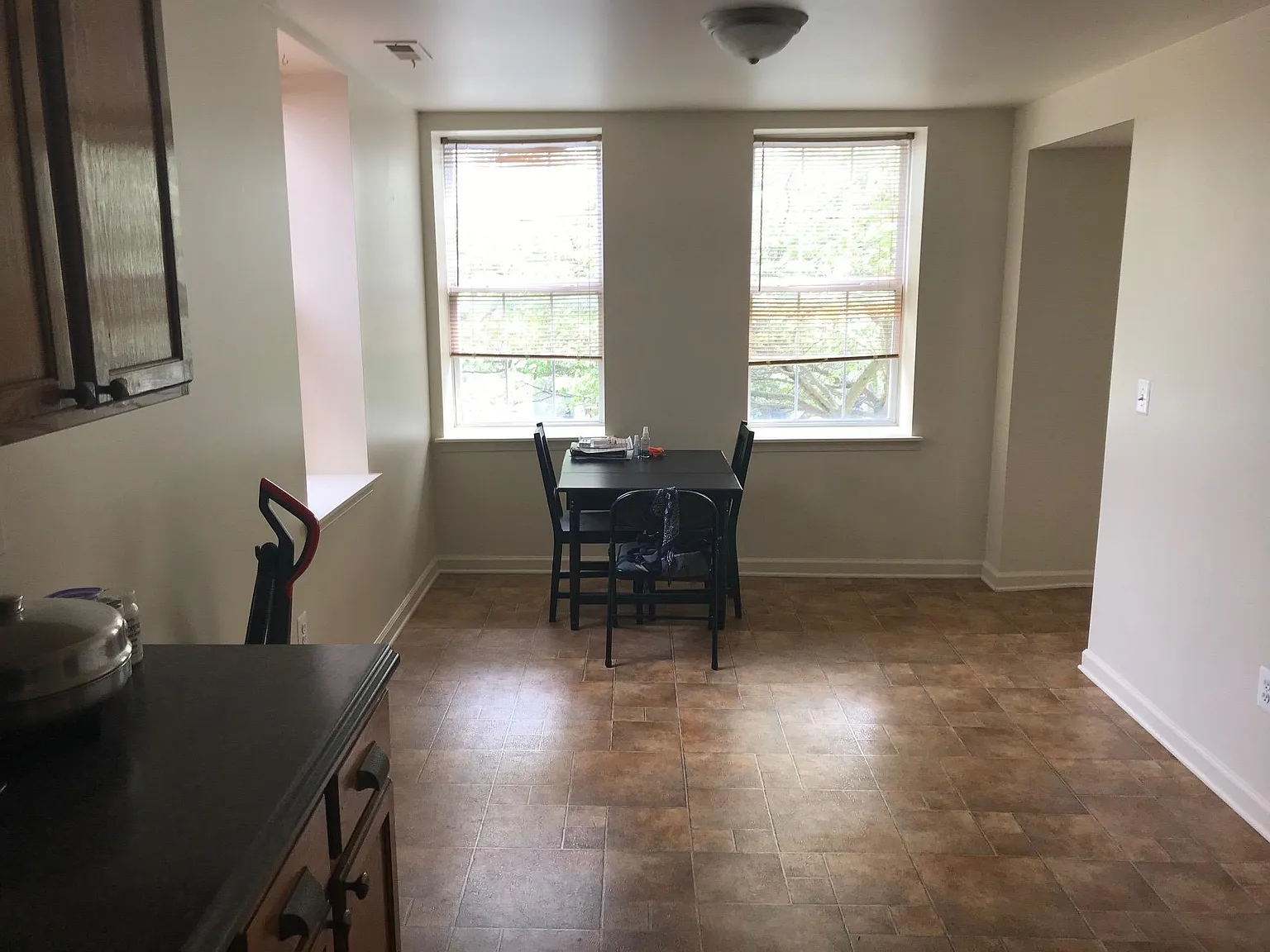 2 bed, 1600 sqft, $1,750 — Photo 4