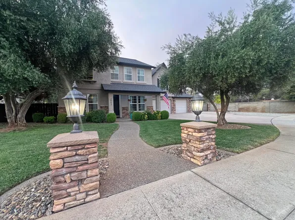 2992 Blue Horizon Dr, Redding, CA 96002
