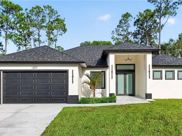 1207 Ramus St E, Lehigh Acres, FL 33974