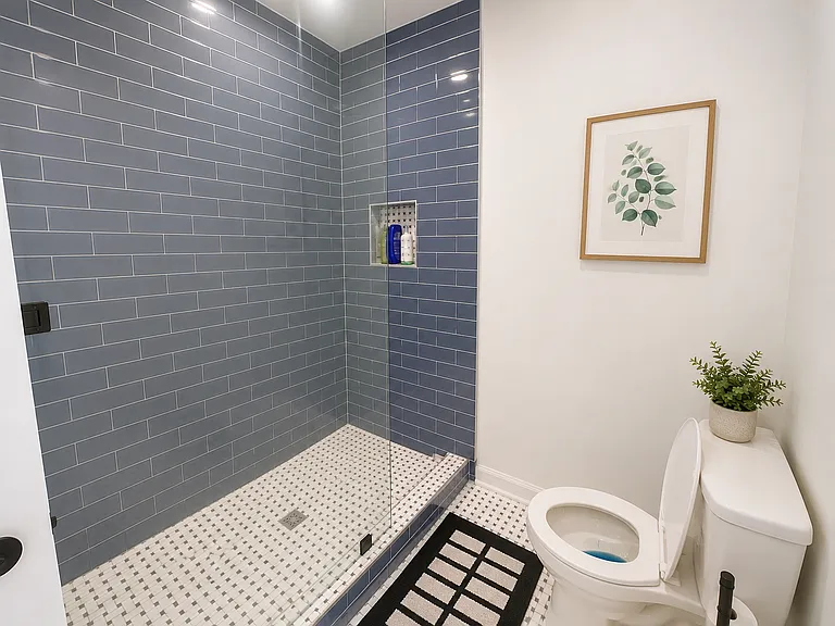 427 Carol St — Photo 5