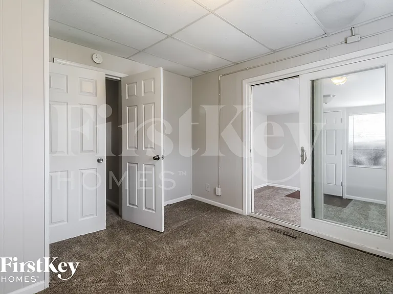 703 Porter St — Photo 8