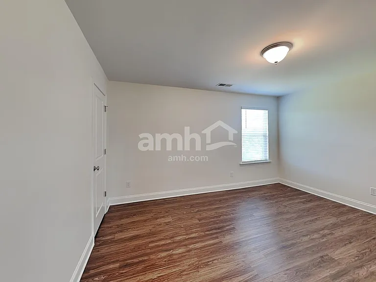 184 Larragan Dr — Photo 18