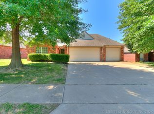 10100 E 98th St N, Owasso, OK 74055