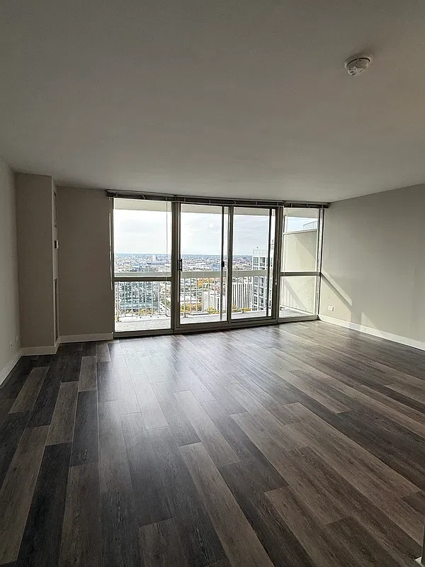 Studio, 1.0 bath, 530 sqft, $2,270 — Photo 2