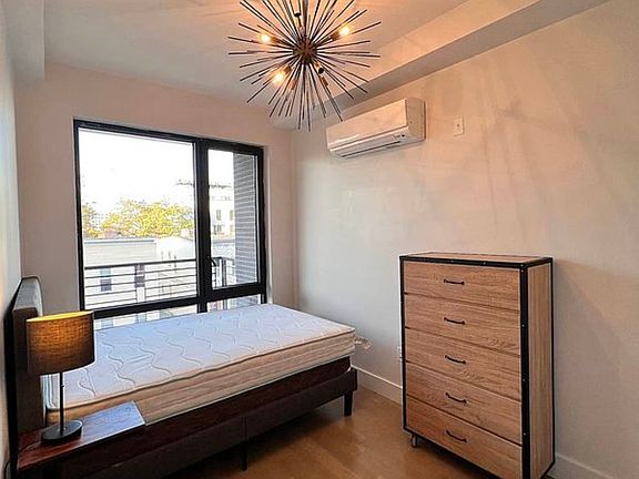 4th image of 2708 Snyder Ave #310