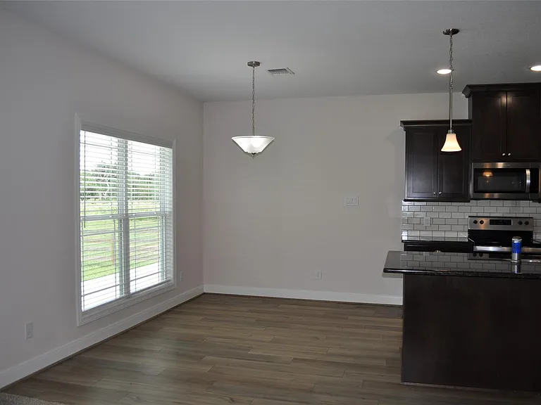 2502 Majestic Oaks Ct — Photo 17