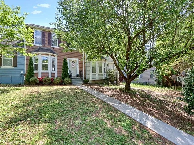 1406 Shiloh Way NW — Photo 2