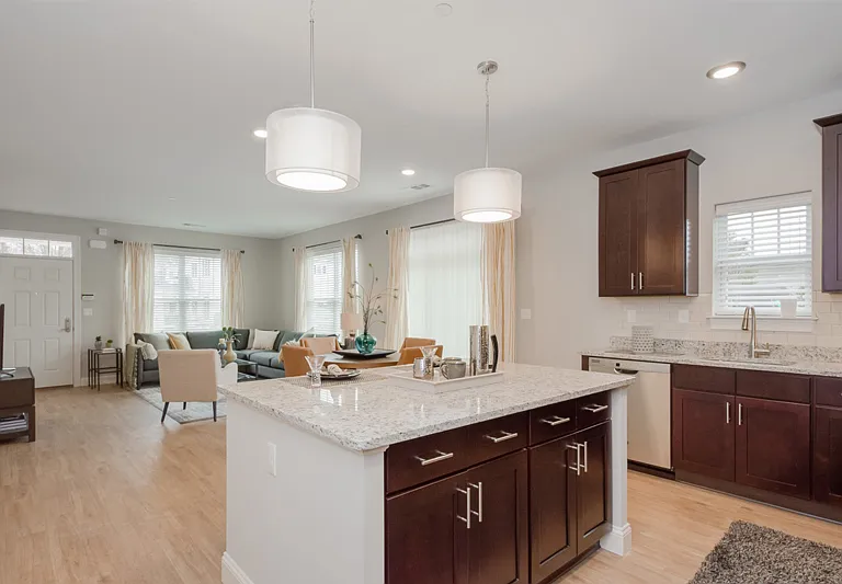 Residences at Oakland Road — Photo 14