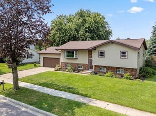 2011 N Dewey Ave, Reedsburg, WI 53959