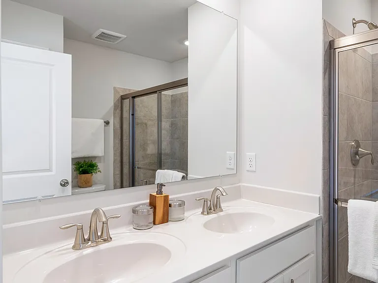 Highlands EVOLV Rental Townhomes — Photo 13