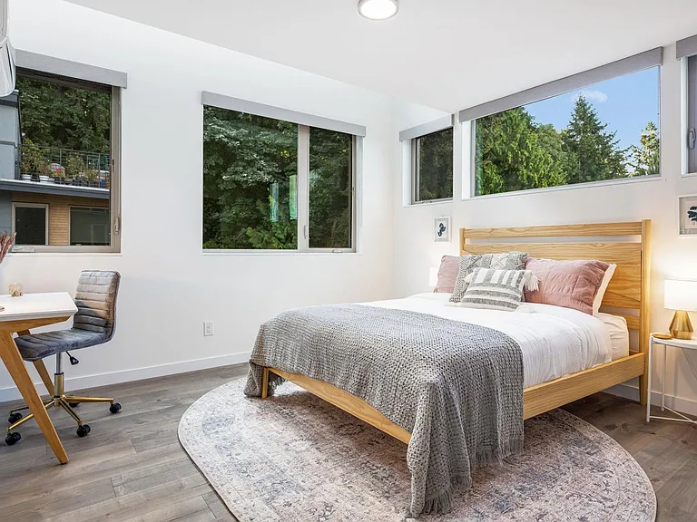 1706 Alki Ave SW #C — Photo 7