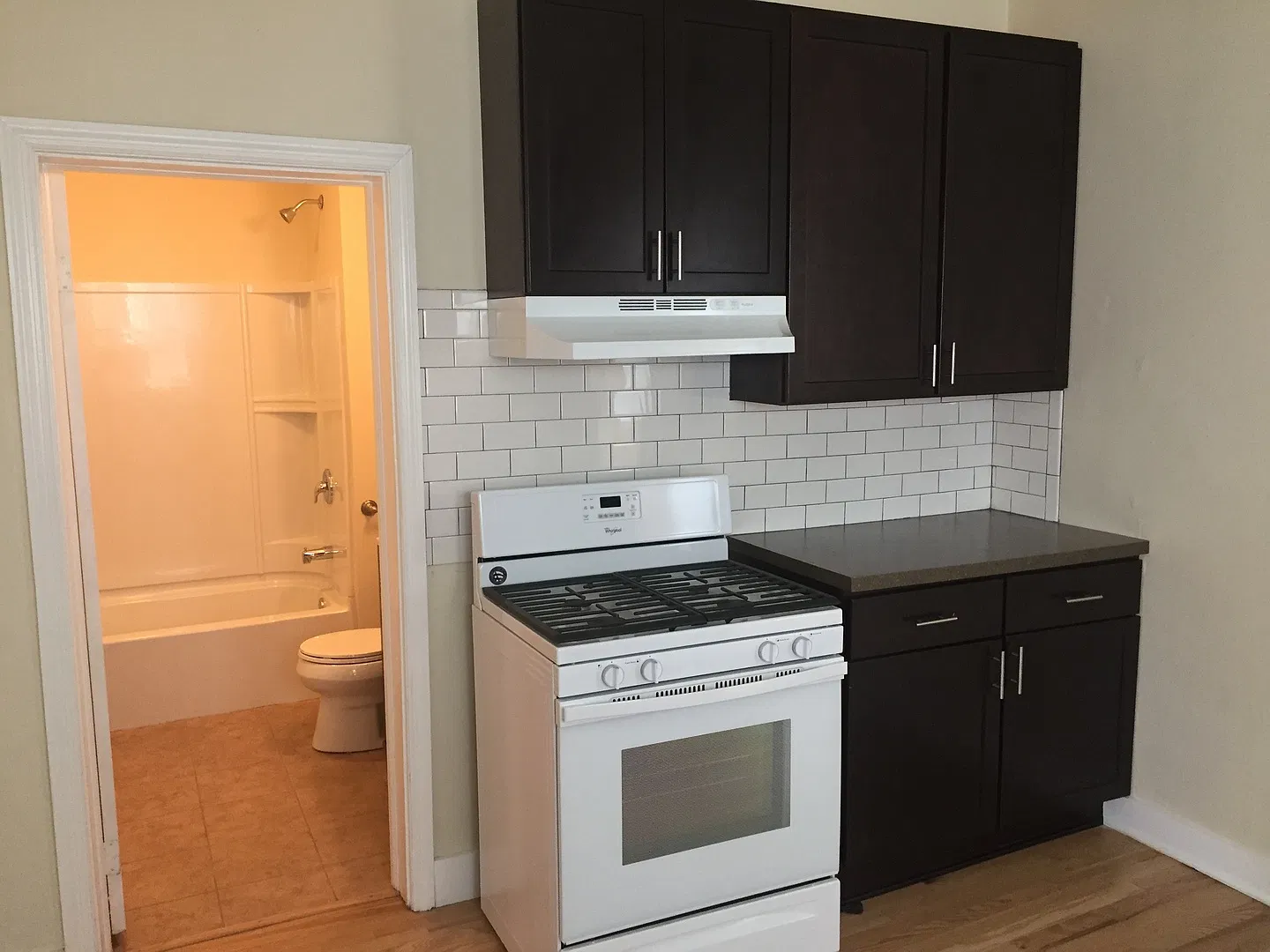 2564 N Humboldt Blvd — Photo 1