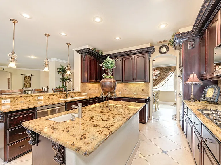 1676 Stronsay Ct — Photo 30