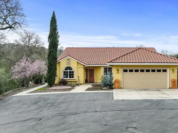 1527 Sawmill Rd, Copperopolis, CA 95228