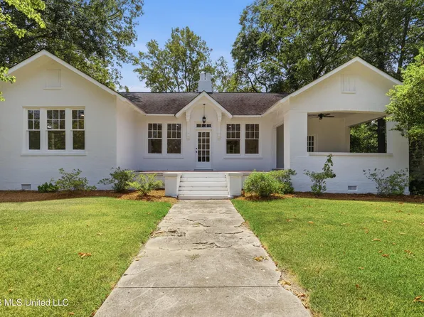 969 Carlisle St, Jackson, MS 39202