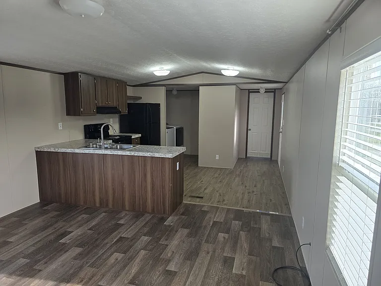 1656 FM 713 — Photo 6