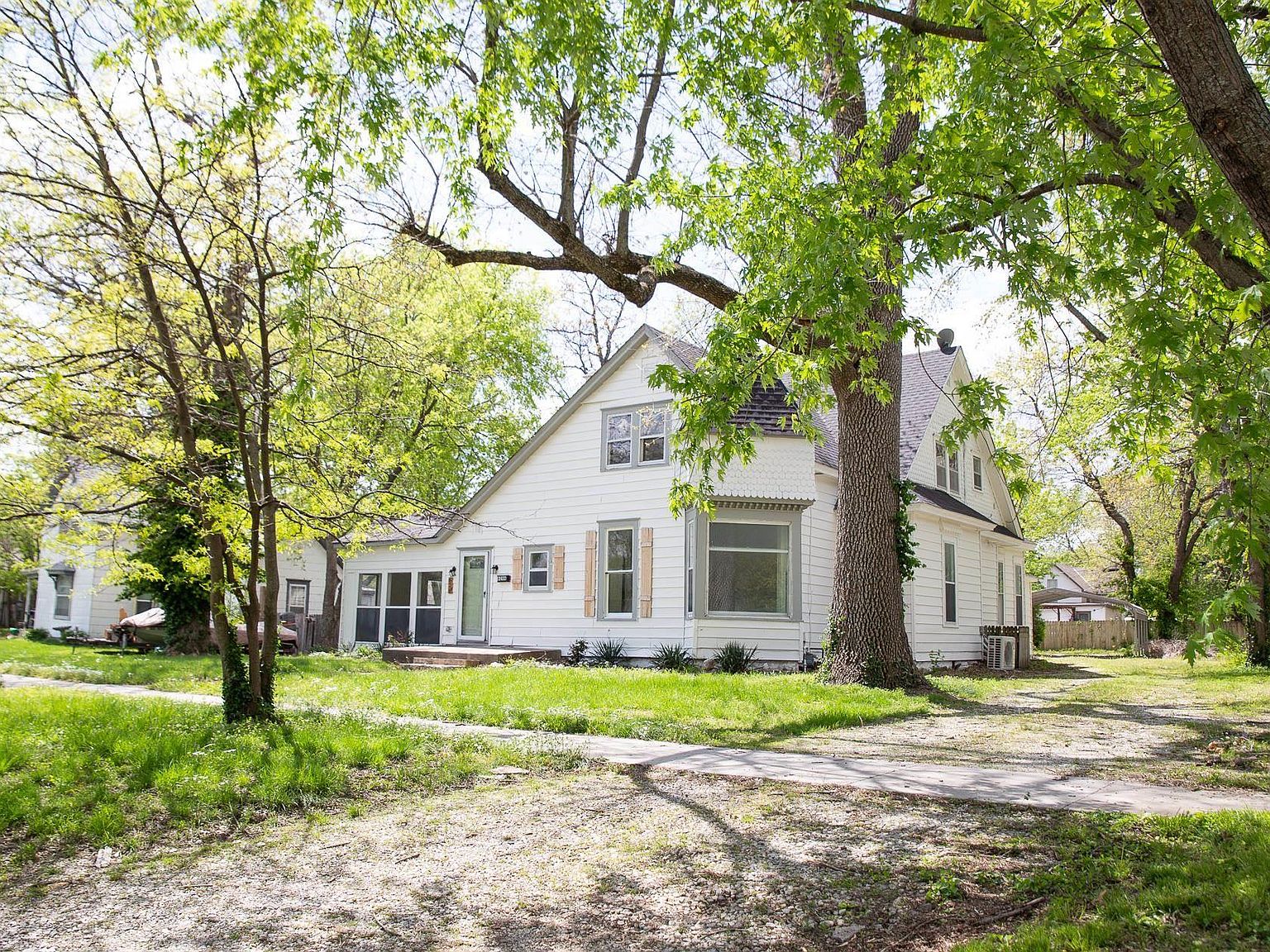 628 S Maple St, Ottawa, KS 66067 MLS 158711 Zillow