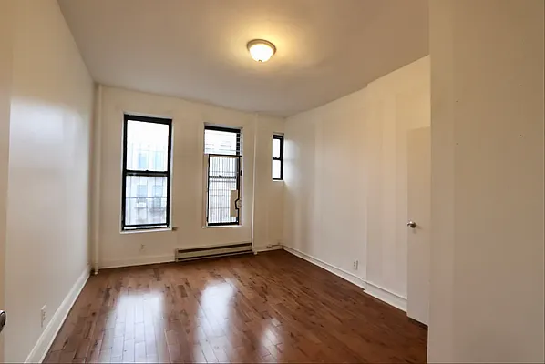 Rented by Arché Nest | media 12