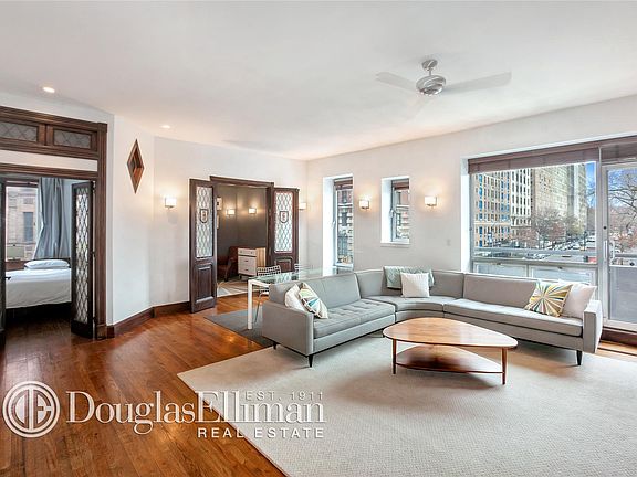 2nd image of 100 W 81st St APT 2B