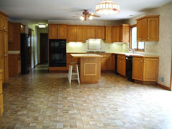 Wonderful Dinette Area