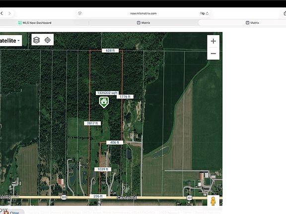 3rd image of 7639 Center Rd