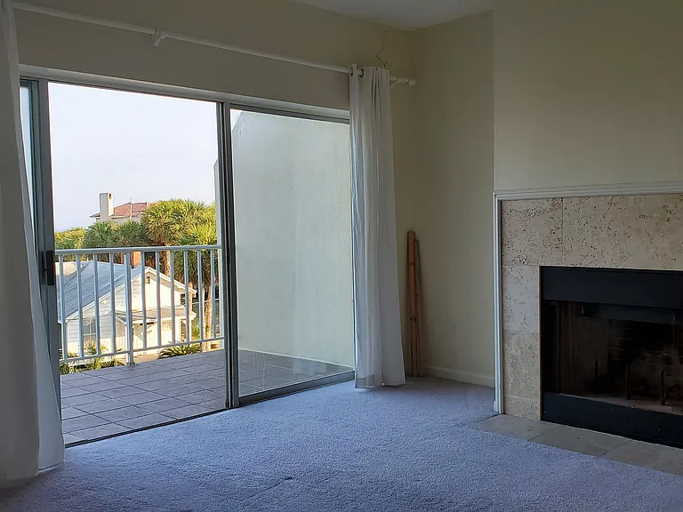 view of the primary bedroom with out furniture