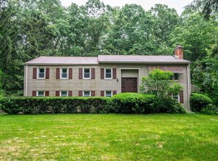 35 Chestnut Hill Rd, West Simsbury, CT 06092