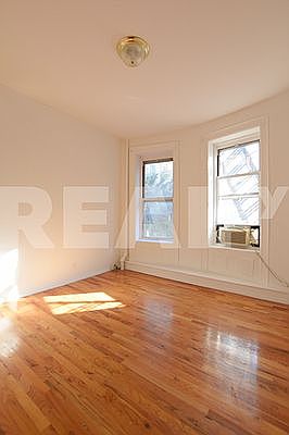 1st image of 132 Ludlow St #1