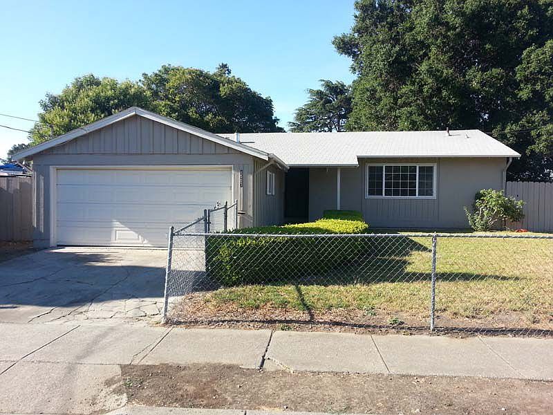 1st image of 1507 Ursula Way